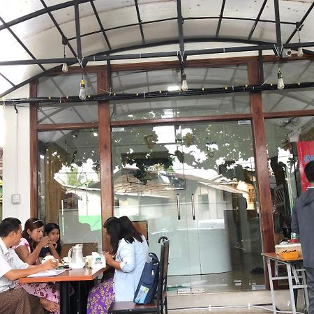 The Lodge Yangon Poshtel المظهر الخارجي الصورة