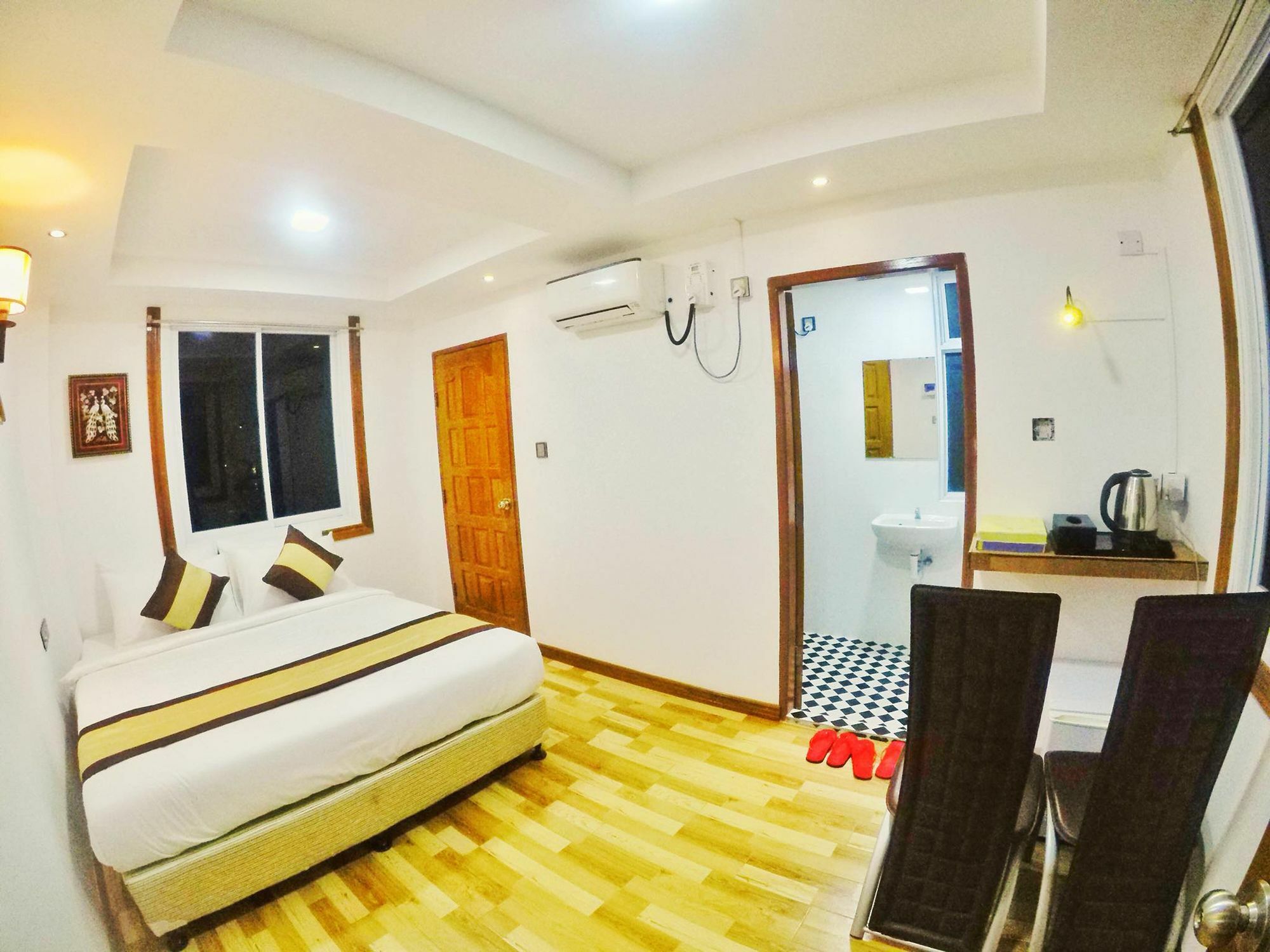 The Lodge Yangon Poshtel المظهر الخارجي الصورة